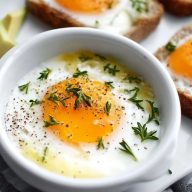 Einfache Perfekte Gebackene Eier