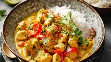 Kokosnuss-Curry-Hühnchen
