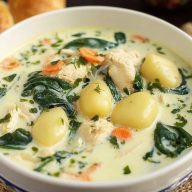 Hühnchen-Gnocchi-Suppe