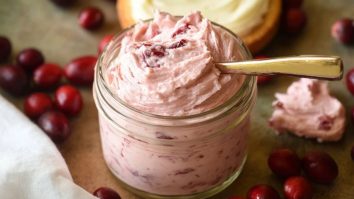 Hausgemachte Cranberry-Honig-Butter
