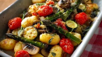 Knusprig Geröstetes Gemüse Mit Gnocchi