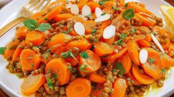 Mediterraner Karottensalat